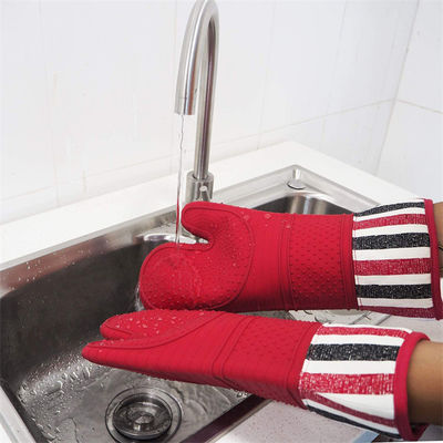 Nonslip Oven Mitts Pot Holder LFGB Certified 550 Degree Resistant